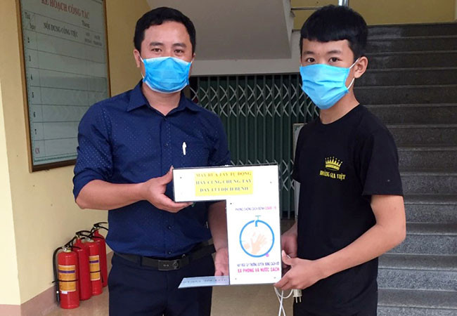 Chung invents an automatic hand sanitiser machine to help prevent the spread of coronavirus in his village