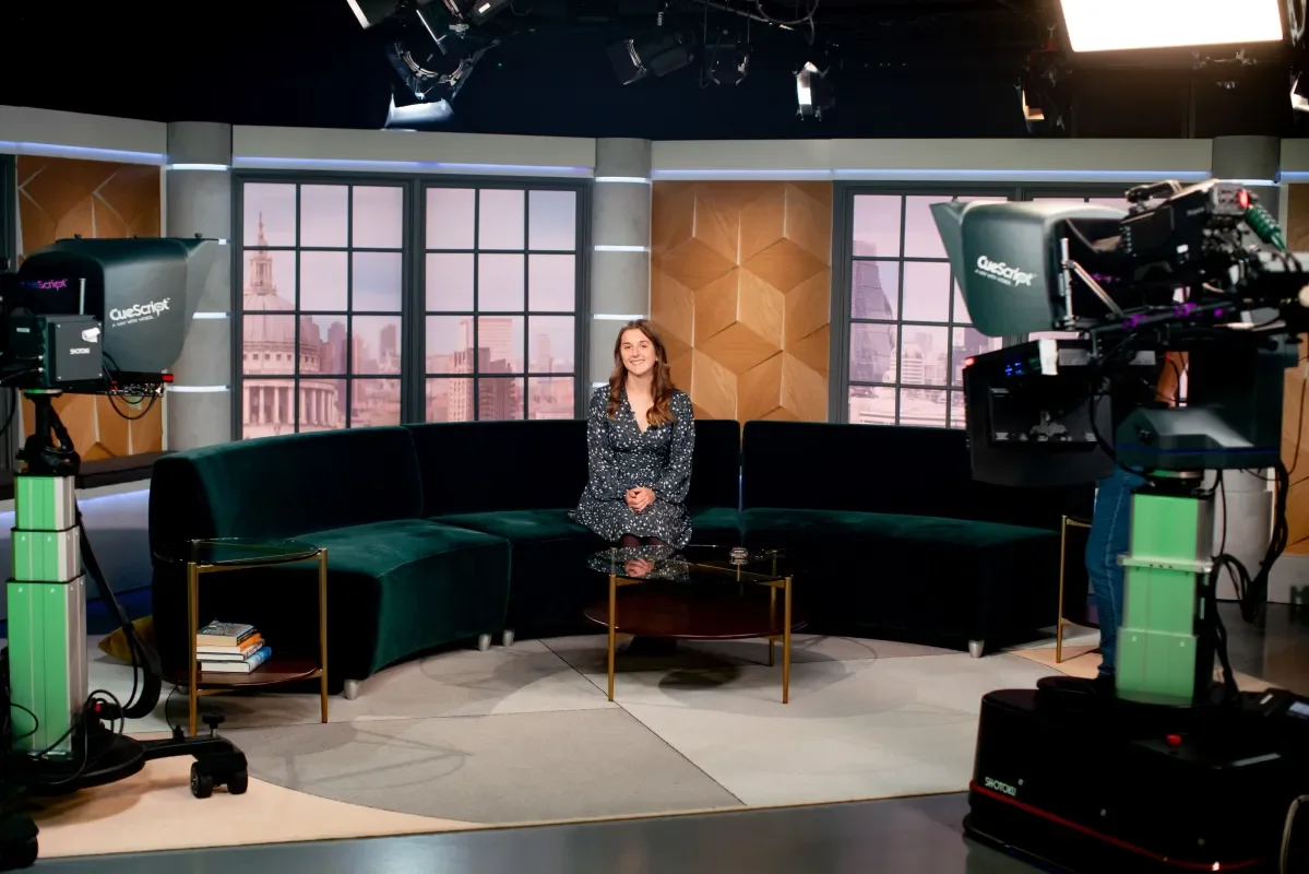 Niamh, 16, takes over as Editor of the Financial Times to celebrate International Day of the Girl.