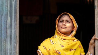 Girl Raises Awareness of Child Marriage Bangladesh Plan International